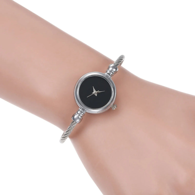 V-Deluxe™ – El Reloj Pulsera de Lujo Que Realza Tu Estilo